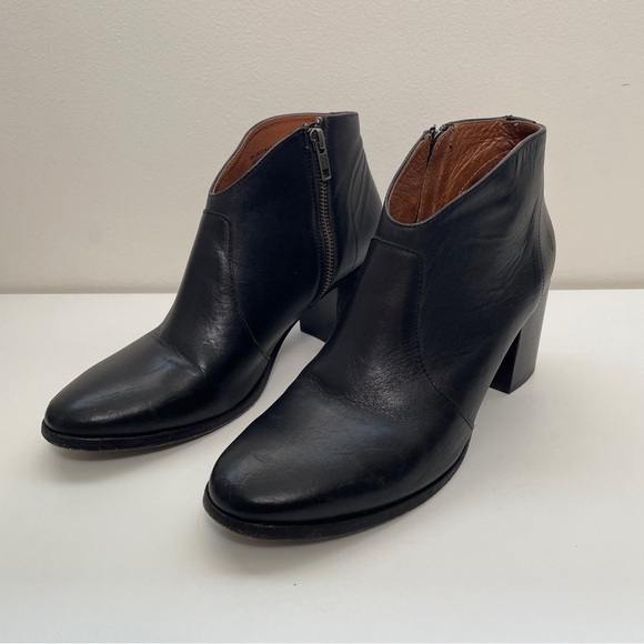 Frye Nora short zip boot black size 9 bootie western leather pointed toe office - Picture 3 of 13